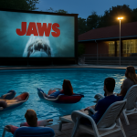 AI-illustratie bij: Unieke filmervaring: Jaws vertoond in zwembad van Kapermolen